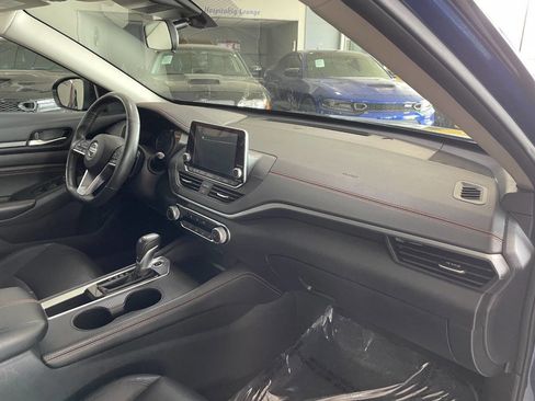 Used 2022 Nissan Altima 2.5 SR image 28