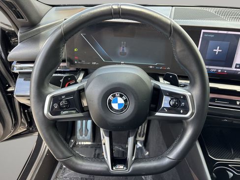 Used 2024 BMW 540i xDrive w/ M Sport Package AWD/4WD image 31