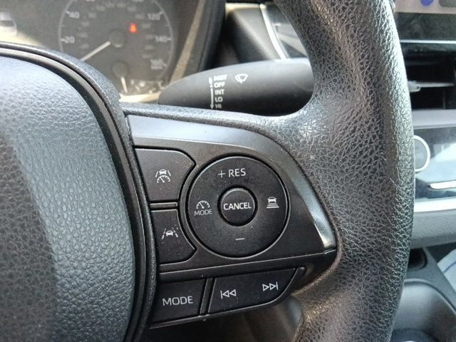 Used 2023 Toyota Corolla LE FWD image 18