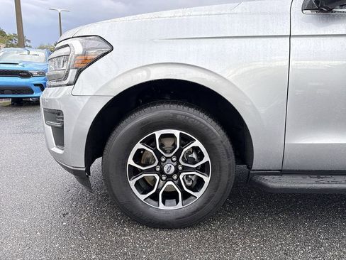 Used 2024 Ford Expedition Max XLT image 10