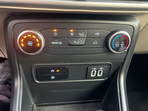 Used 2018 Ford EcoSport S image 54