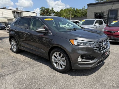 Used 2020 Ford Edge Titanium w/ Equipment Group 301A FWD image 7