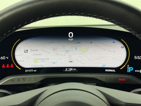 Used 2021 Porsche Taycan image 18