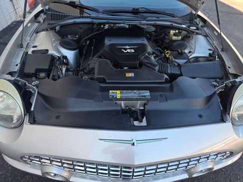 Used 2005 Ford Thunderbird RWD image 34