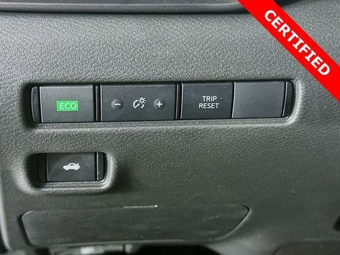 Certified 2025 Nissan Sentra S FWD image 14