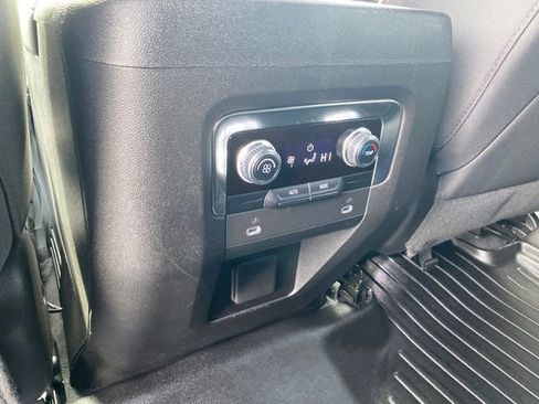 Certified 2023 GMC Yukon SLE w/ Gmc Pro Safety Plus Package AWD/4WD image 20