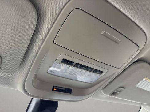 Used 2019 GMC Canyon SLE image 34