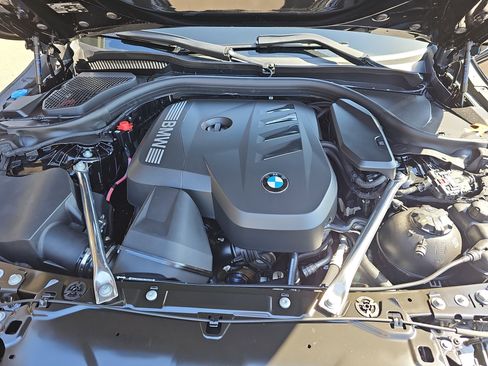 New 2026 BMW 530i xDrive w/ Premium Package AWD/4WD image 32