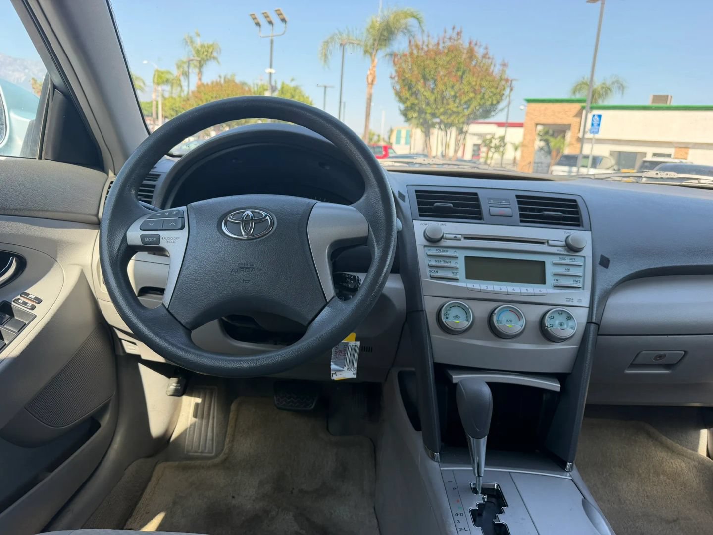 Used 2007 Toyota Camry LE FWD image 18