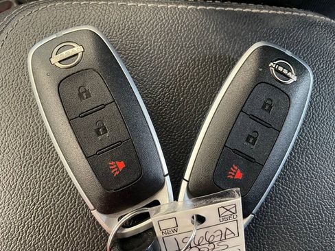 Certified 2025 Nissan Kicks Play S image 18