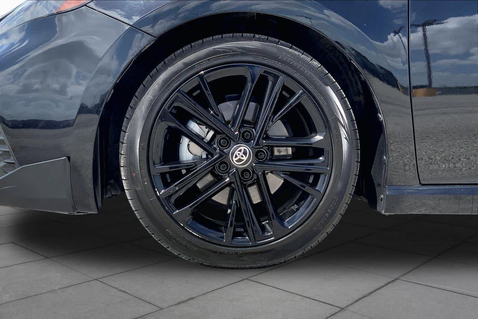 Certified 2025 Toyota Camry SE FWD image 11