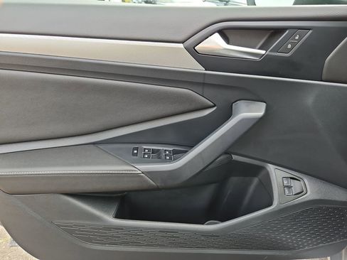 Used 2024 Volkswagen Jetta S image 23