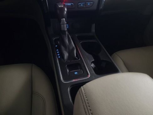 Used 2017 Ford Escape Titanium image 26