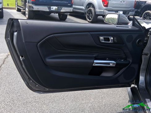 Used 2024 Ford Mustang Premium image 10