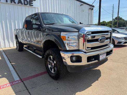 Used 2016 Ford F350 Lariat AWD/4WD image 9