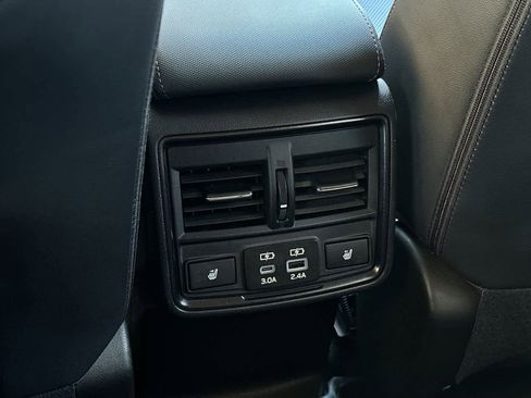 Used 2025 Subaru Forester Touring AWD/4WD image 14