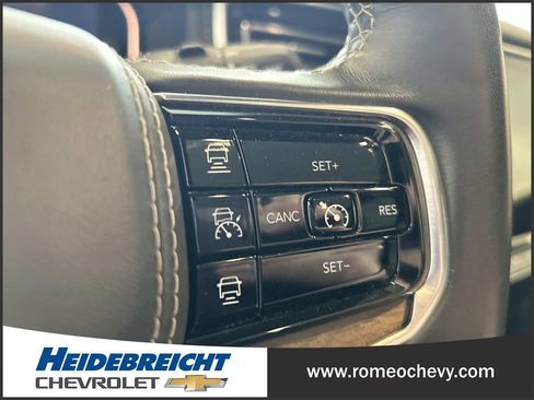 Used 2022 Jeep Grand Wagoneer Series II w/ Flexible Seating Group AWD/4WD image 20