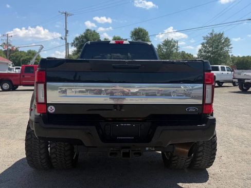 Used 2021 Ford F450 Platinum w/ FX4 Off-Road Package AWD/4WD image 6