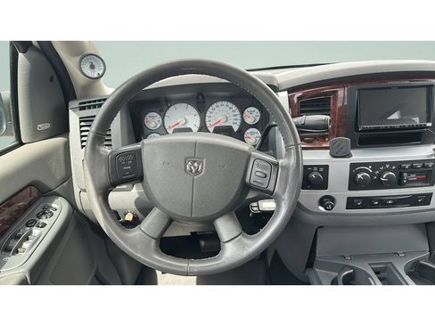 Used 2009 Dodge Ram 3500 Truck Laramie w/ Trailer Tow Group AWD/4WD image 13