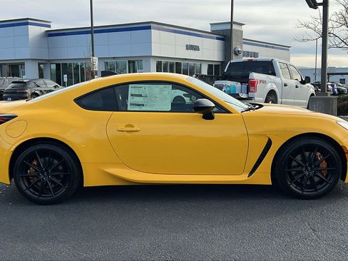 New 2026 Subaru BRZ Series.Yellow RWD image 4