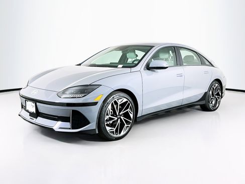 Used 2024 Hyundai Ioniq 6 SEL RWD image 3