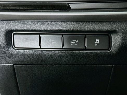 Used 2025 Kia Telluride S FWD image 17