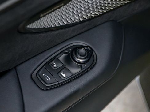 New 2025 Aston Martin V8 Vantage Coupe image 32