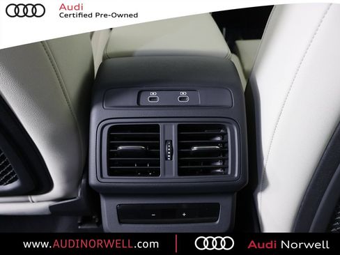 Certified 2025 Audi Q5 Premium AWD/4WD image 24
