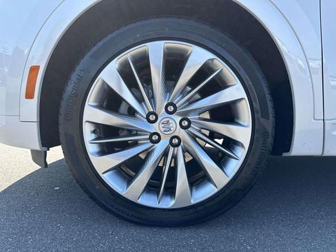 Used 2024 Buick Envision Avenir AWD/4WD image 11