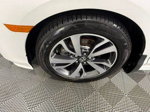 Used 2021 Honda Odyssey Touring image 12