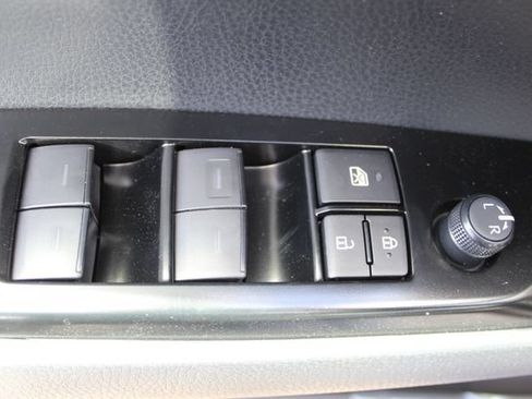 Certified 2026 Toyota Camry SE FWD image 28