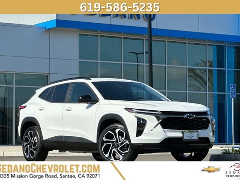 New 2026 Chevrolet Trax RS FWD image 1