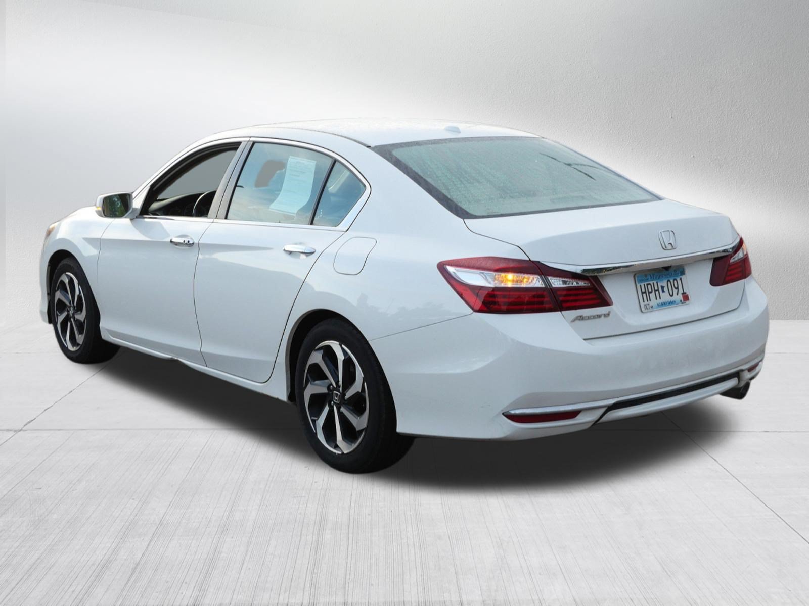 Used 2016 Honda Accord EX-L image 5