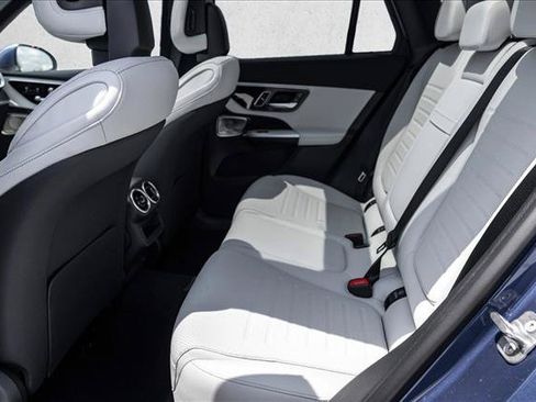 New 2026 Mercedes-Benz GLC 300 4MATIC image 21