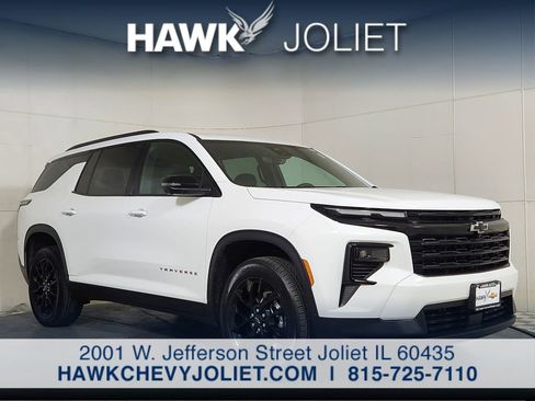Used 2026 Chevrolet Traverse LT w/ Midnight/Sport Edition FWD image 1