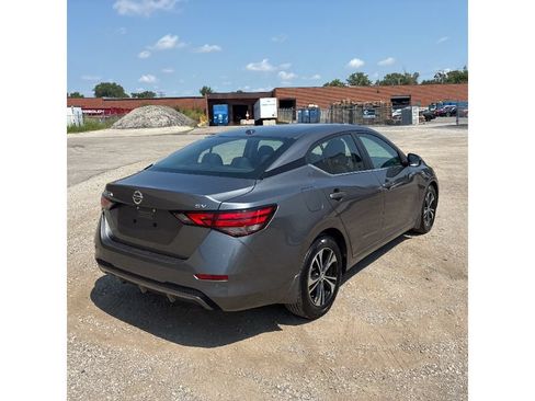 Used 2022 Nissan Sentra SV FWD image 8
