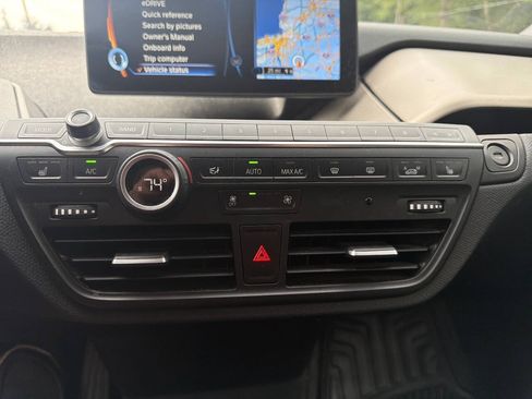 Used 2016 BMW i3 w/ Range Extender RWD image 17