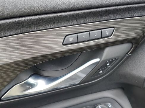 Used 2023 GMC Terrain SLT w/ Elevation Edition FWD image 19