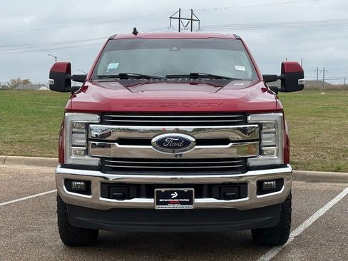 Used 2019 Ford F250 Lariat w/ Lariat Ultimate Package image 3