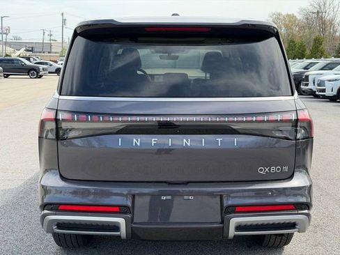 Certified 2026 INFINITI QX80 Pure image 7