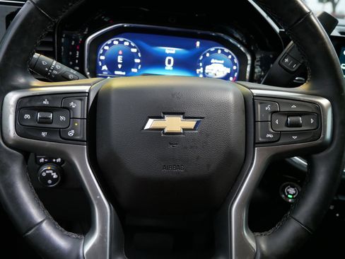 Used 2024 Chevrolet Silverado 1500 LT image 17