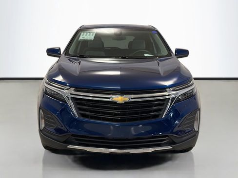 Used 2022 Chevrolet Equinox LT FWD image 2