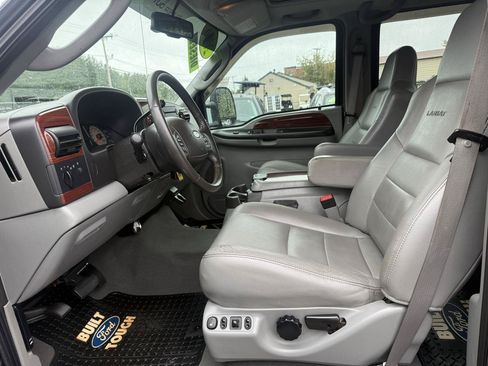 Used 2006 Ford F350 Lariat AWD/4WD image 39