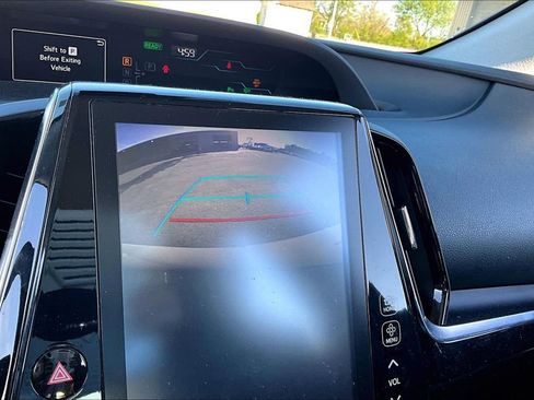 Used 2019 Toyota Prius Prime Advanced FWD image 14