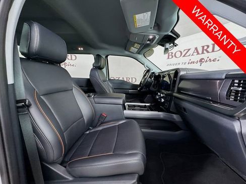 Certified 2025 Ford F250 Lariat w/ FX4 Off-Road Package image 29