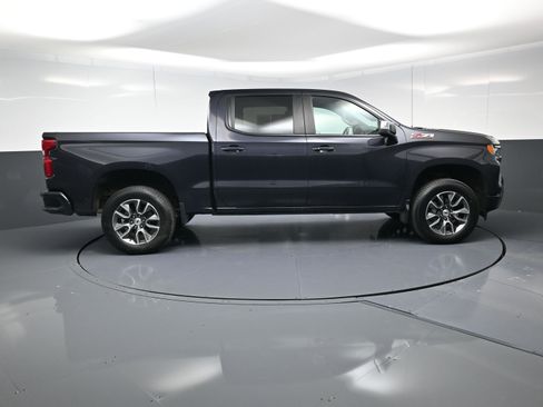 Used 2022 Chevrolet Silverado 1500 RST image 10