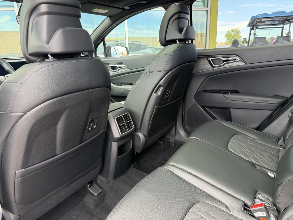 Used 2025 Kia Sportage X-Pro Prestige AWD/4WD image 36