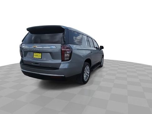 Used 2023 Chevrolet Tahoe LT w/ Luxury Package AWD/4WD image 8