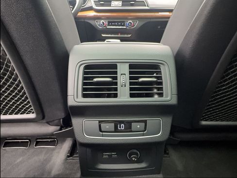 Used 2023 Audi Q5 2.0T Premium w/ Convenience Package AWD/4WD image 38