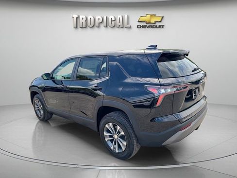New 2027 Chevrolet Equinox LT FWD image 3